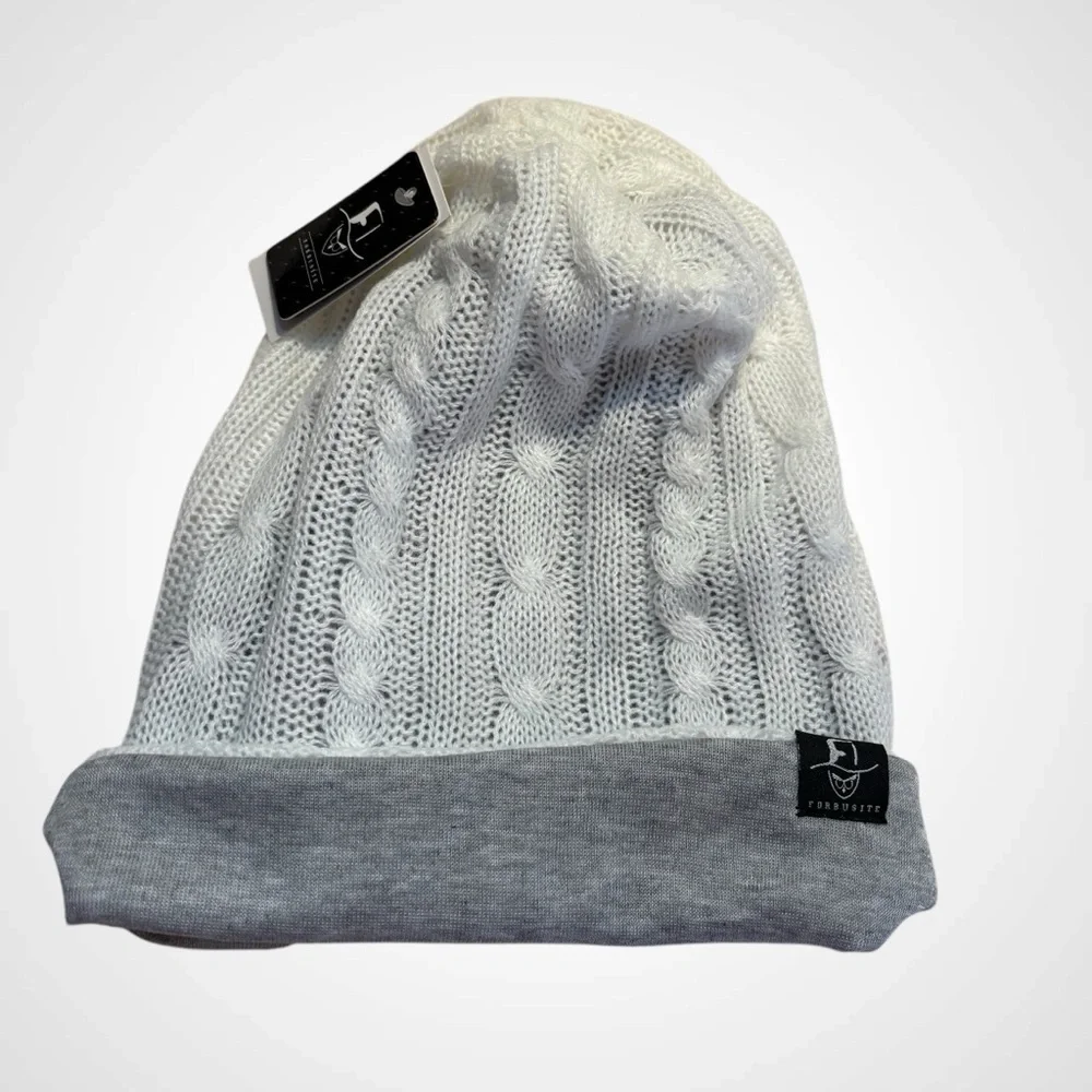 NWT Beanie Hat Forbusite White Cable Knit Beanie Grey Interior